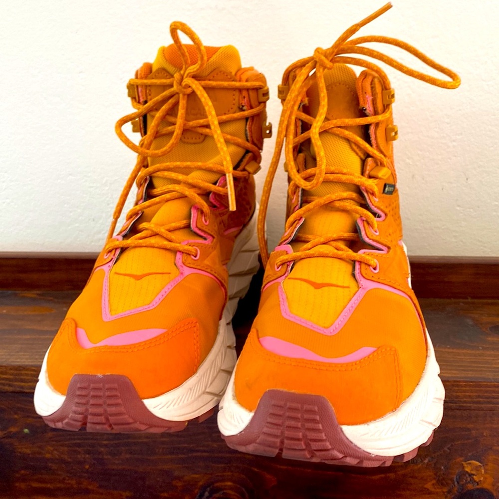 Hoka Anacapa Hiking Boots size 8